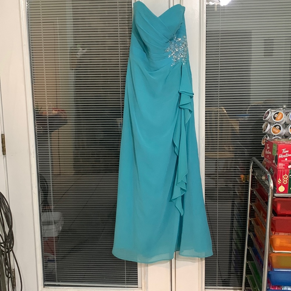 Gorgeous Prom/Ball Dress